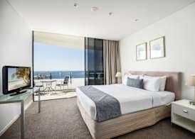 The Wave Resort 4