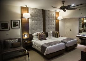 Acron Waterfront Resort 3