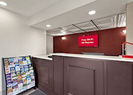 Red Roof Inn Redding 3