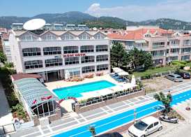 Moni Hotel 3