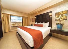 Reno Suites 4