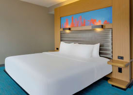 Aloft by Marriott Milwaukee Downtown 4