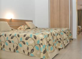 Selenium Hotel 3
