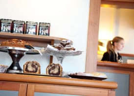 Hotell Aston 2
