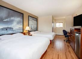 Super 8 by Wyndham Smoky Lake 5
