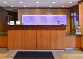 Fairfield Inn and Suites by Marriott Elk Grove 4