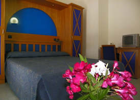 Estella Club 4