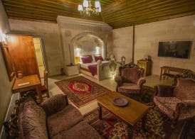 Stone House Cave Hotel 3