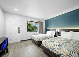 Motel 6 Monterey 3