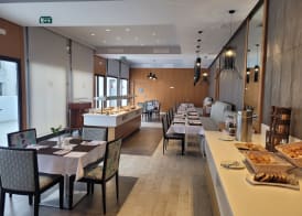 Hotel Tiba 4