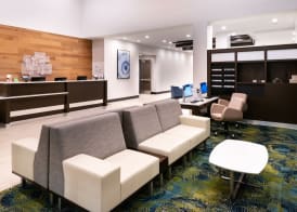 Holiday Inn & Suites FARMINGTON HILLS - DETROIT NW by IHG 3