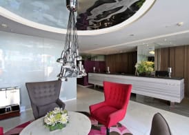 Hotel XYZ 2