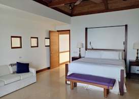 Las Verandas Hotel & Villas 3