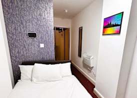 Hillcrest Liverpool Central 3