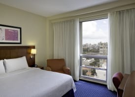 Courtyard by Marriott San Juan Miramar 3