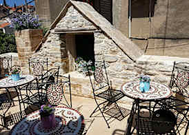 Villa Nautica Stone House 3