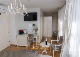 Gothic Palace Heritage 4