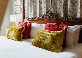 The Suite, 82 Cathedral, Private Parking 5