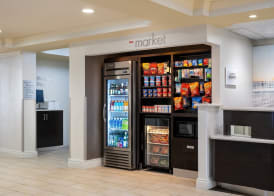 Courtyard by Marriott - Naples 2