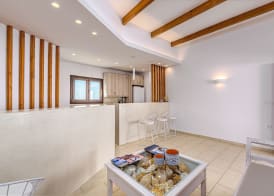 Agia Irini 4