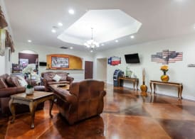 Super 8 by Wyndham Beaumont I-10 College St 2