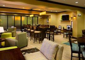 Hampton Inn Stow 5