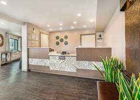 Best Western Rose Garden Inn 4