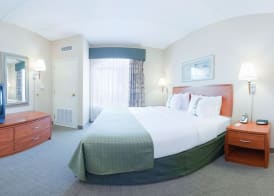Holiday Inn & Suites GOODYEAR - WEST PHOENIX AREA by IHG 3