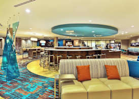 Courtyard by Marriott Gulfport Beachfront 4