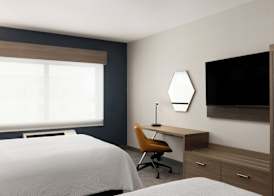 Holiday Inn Express & Suites Anchorage - Midtown 4