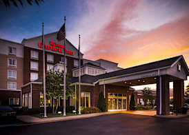 Hilton Garden Inn Hampton Coliseum Central 2