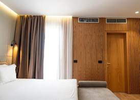 Henry Resort & Spa 4