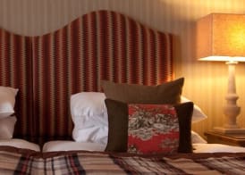 Burt's Hotel 4