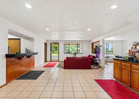 Quality Inn & Suites Howe - Sturgis 4
