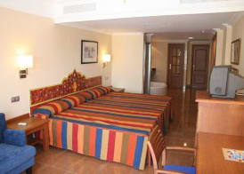 Mediterraneo Bay Hotel & Resort 5