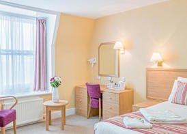 Queens Hotel 3