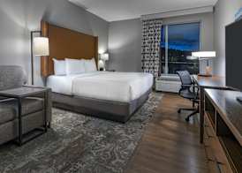 La Quinta Inn & Suites by Wyndham Flagstaff East I-40 4