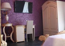 Pope's Suites 4