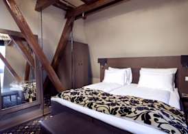 Banken Hotel 3