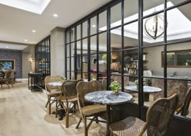 Acta Splendid 5
