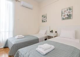 Phaedrus Living: City Center Flat Michalakopoulou 4