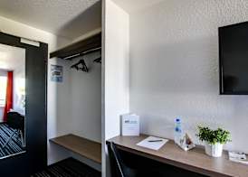 Brit Hotel Reims La Neuvillette 4