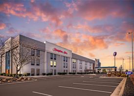 Hampton Inn Richmond 2