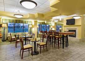 Hampton Inn Mt. Vernon 3