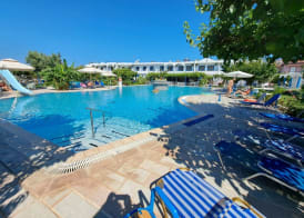 Garden Hotel 5