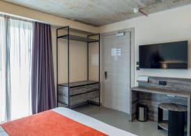 Alavits Hotel by ST Hotels 4