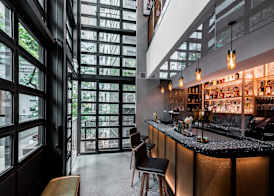Ovolo Central 4