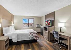 Red Roof Inn Ames 5