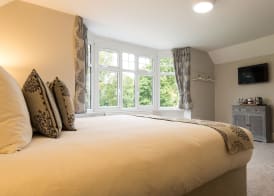 The Maple Manor Hotel 2
