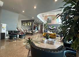 Maxines Dorset Catalina Hotel 2